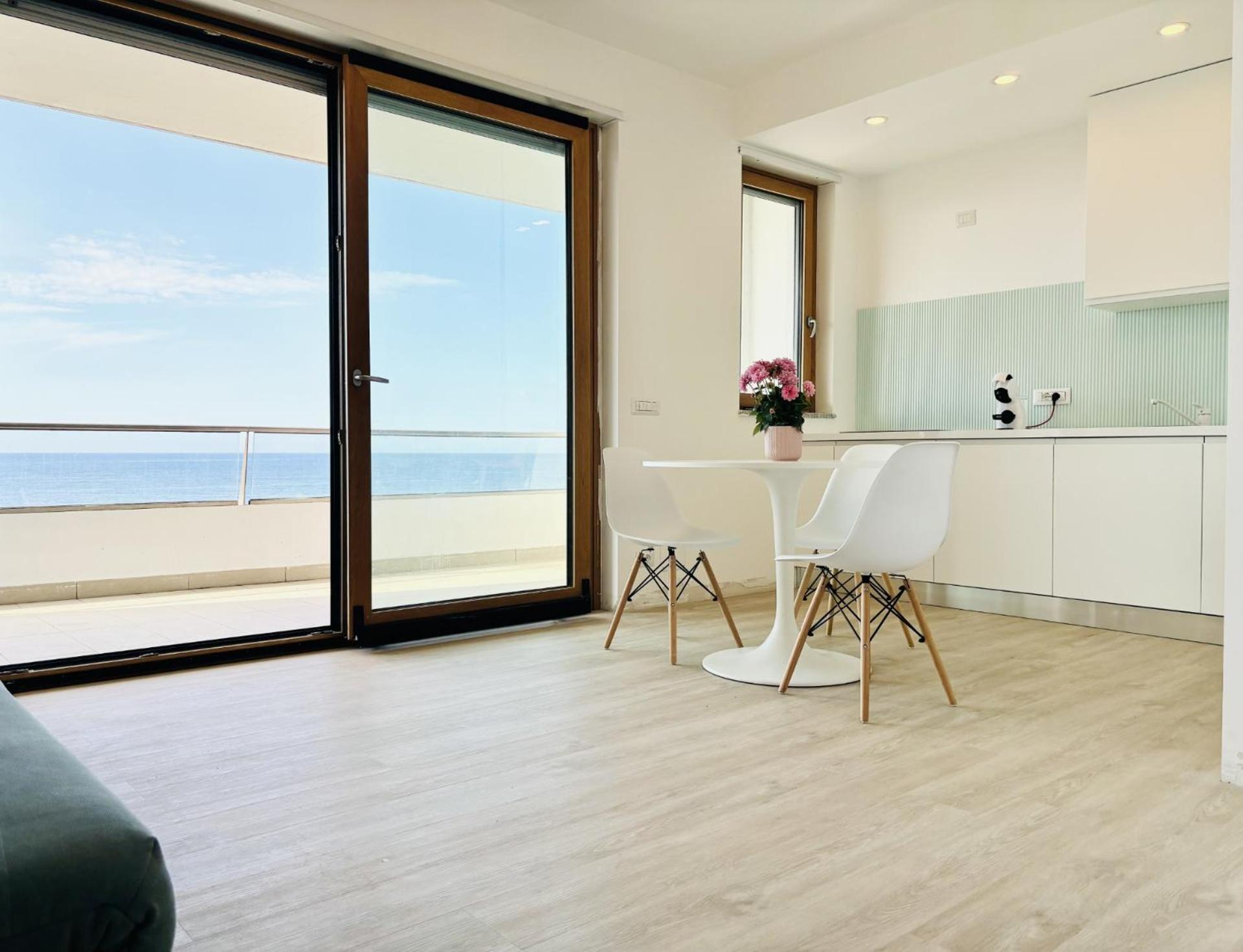 Le Conchiglie Aparthotel Porto Torres Buitenkant foto